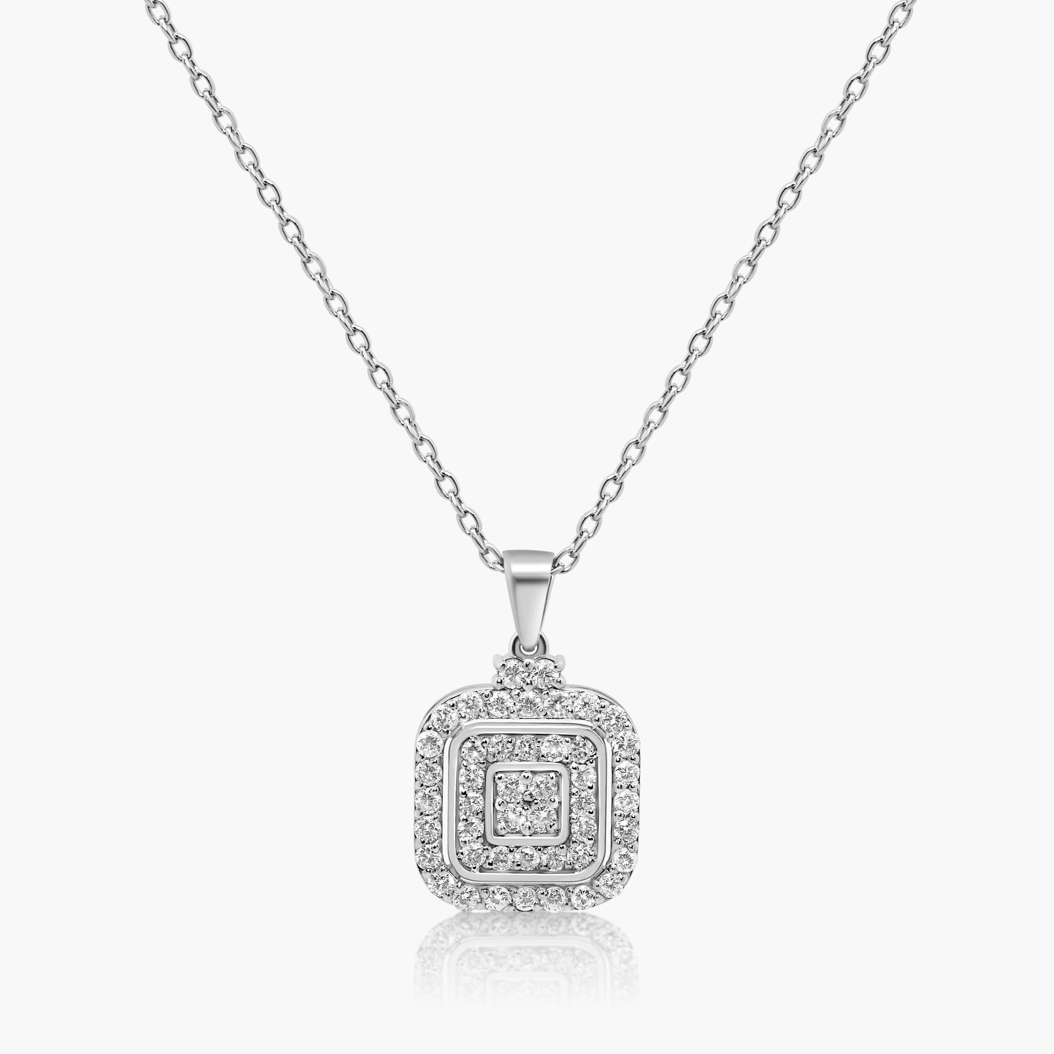 Culin Diamond Cluster Halo Pendant